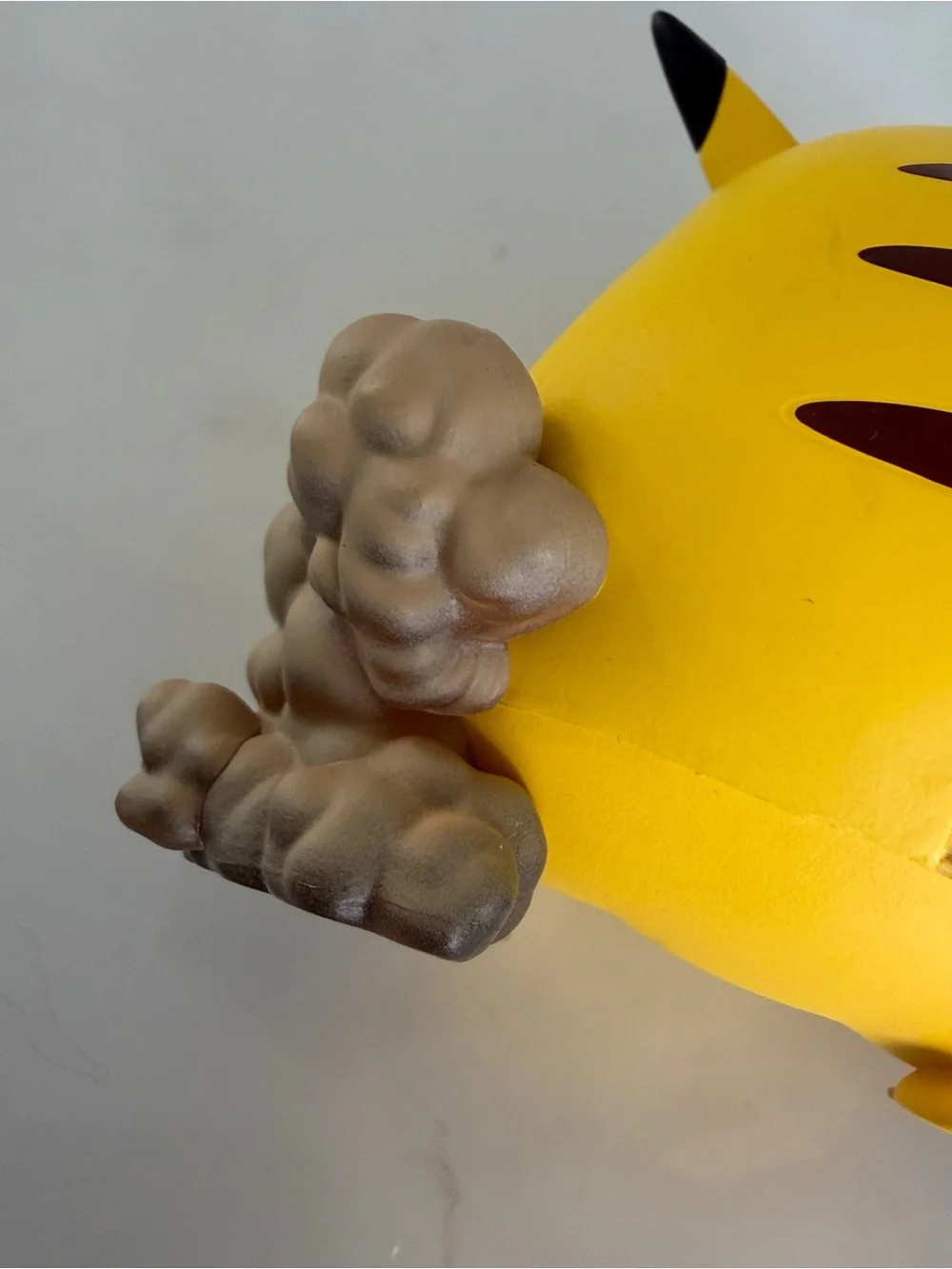 Pokemon Pikachu VMAX Gigantamax figure 2021 3.5